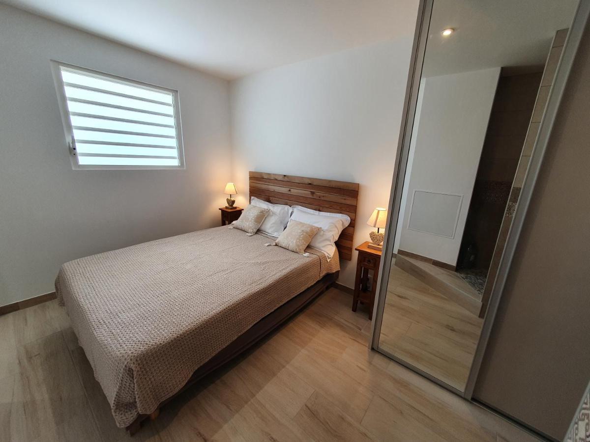 Pinel Superbe Appartement En Residence Vue Mer Cul de Sac Exterior photo